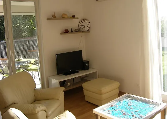 Apartment Momentum *